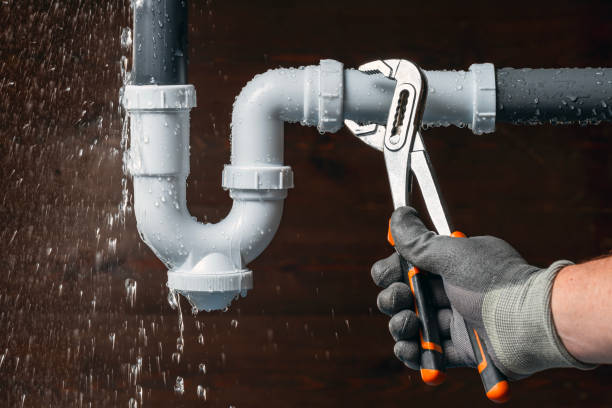 Professional Drain Cleaning technician working in Castleton, VA